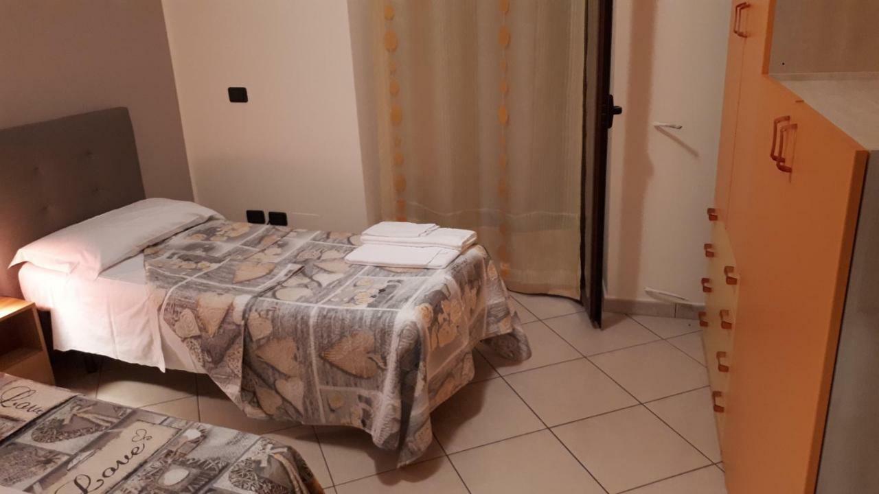 Casa Vacanza "La Chiazza Di Grutti" Grotte  Екстер'єр фото